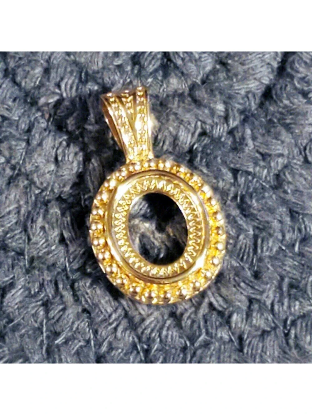 Gold 14K Plated Brass Fancy Dotted 12x10mm Oval Cabochon Pendant Setting
